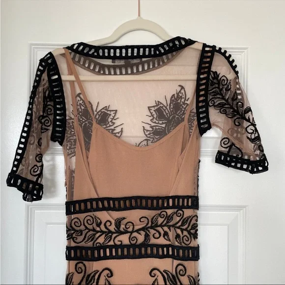 For love and lemons black desert maxi dress - Picture 9 of 9